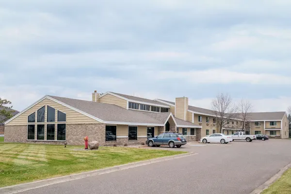 Photo 1 - Days Inn & Suites by Wyndham Baxter Brainerd Area