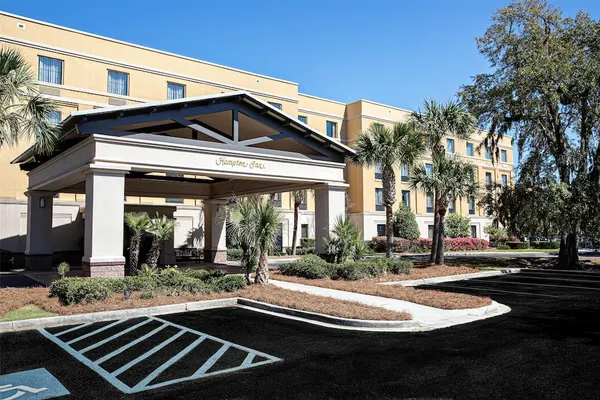 Photo 1 - Hampton Inn Charleston - Daniel Island