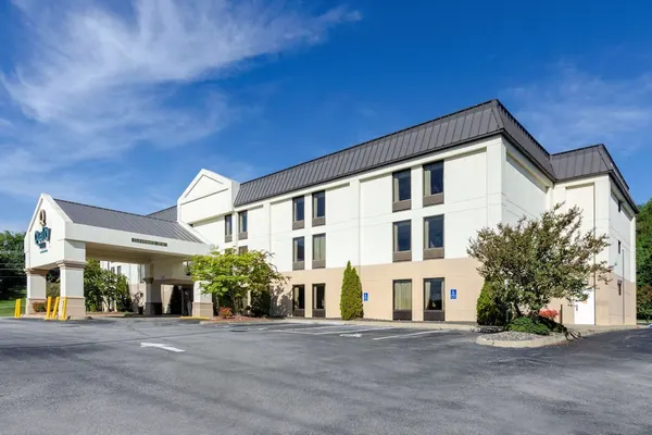 Photo 1 - Quality Inn Danville - University Area