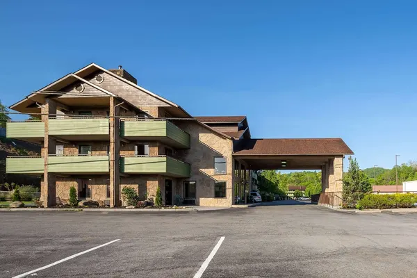 Photo 1 - Days Inn By Wyndham Pigeon Forge South