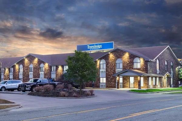 Photo 1 - Travelodge by Wyndham Elkhart