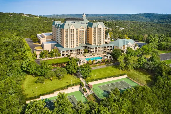 Photo 1 - Chateau On The Lake Resort Spa and Convention Center