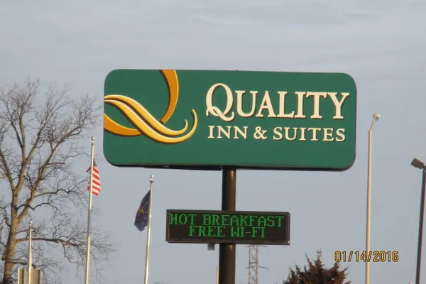 Photo 1 - Quality Inn & Suites Greenfield I-70