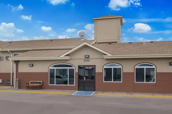Photo 1 - Econo Lodge Scottsbluff