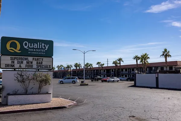 Photo 1 - Quality Inn & Suites Lake Havasu City