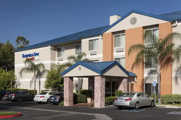 Photo 1 - Fairfield Inn Santa Clarita Valencia