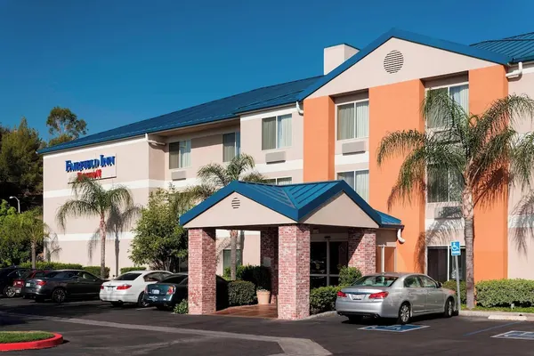 Photo 1 - Fairfield Inn Santa Clarita Valencia