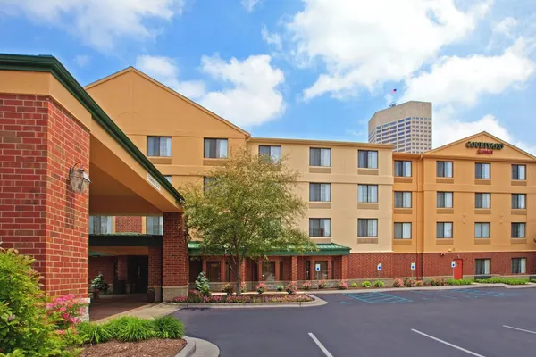 Photo 1 - Courtyard by Marriott Indianapolis at the Capitol