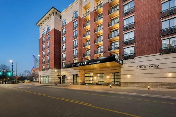 Photo 1 - Courtyard by Marriott Chattanooga Downtown