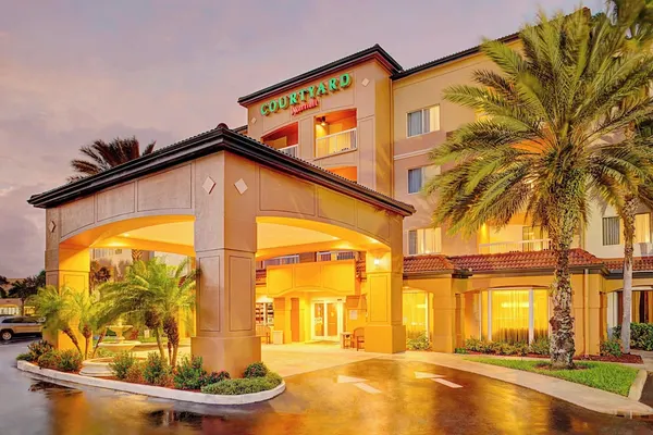 Photo 1 - Courtyard by Marriott West Palm Beach Airport