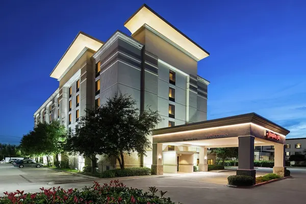 Photo 1 - Hampton Inn Dallas-Irving-Las Colinas