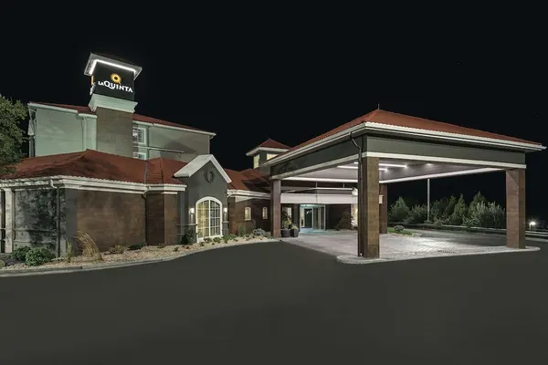 Photo 1 - La Quinta Inn & Suites by Wyndham Orem University Pwy/Provo