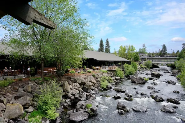 Photo 1 - Riverhouse Lodge