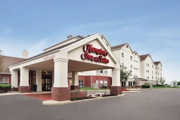 Photo 1 - Hampton Inn & Suites Ft. Wayne-North