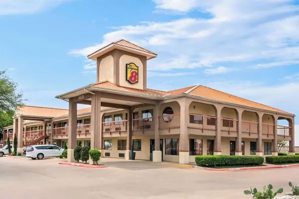 Photo 1 - Super 8 by Wyndham Grand Prairie Southwest