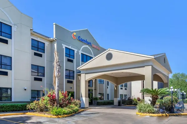Photo 1 - Comfort Suites - Near The Galleria