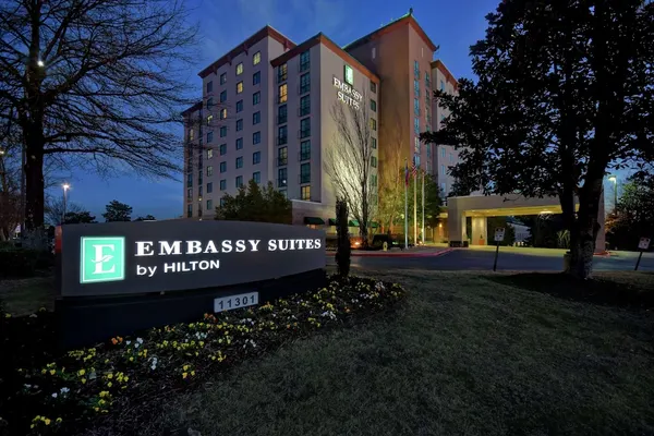 Photo 1 - Embassy Suites Little Rock