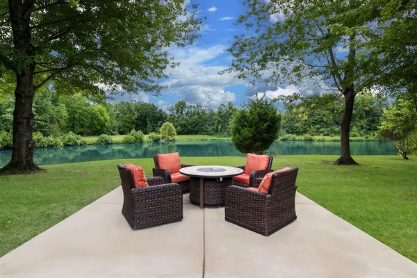 Photo 1 - Sonesta Simply Suites Hampton