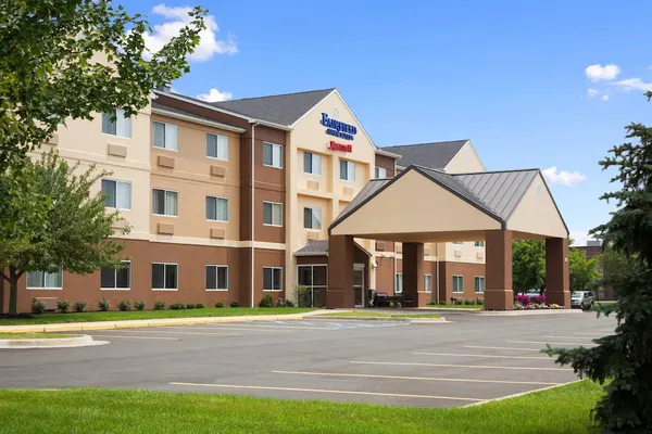 Photo 1 - Fairfield Inn & Suites Lansing West