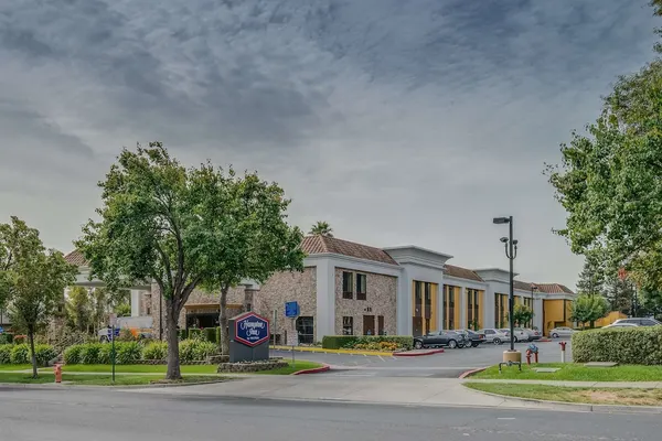 Photo 1 - Hampton Inn Livermore