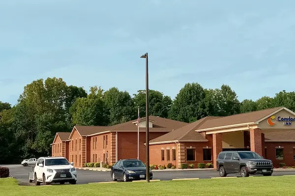 Photo 1 - Comfort Inn Marion near Downtown & Blue Ridge PKWY