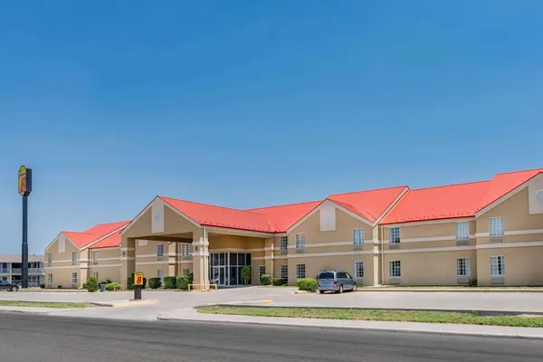 Photo 1 - Super 8 by Wyndham Amarillo West