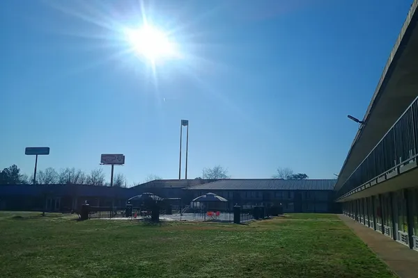 Photo 1 - Heritage Inn Cartersville