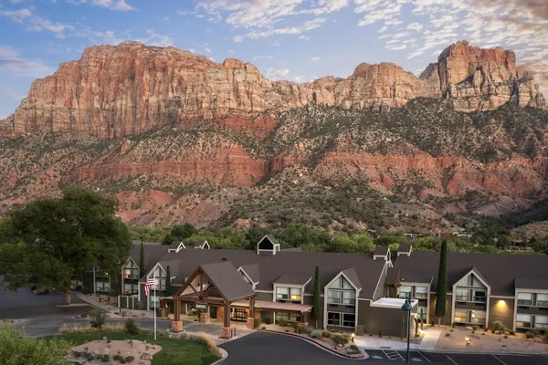 Photo 1 - Hyatt Place Springdale/Zion National Park