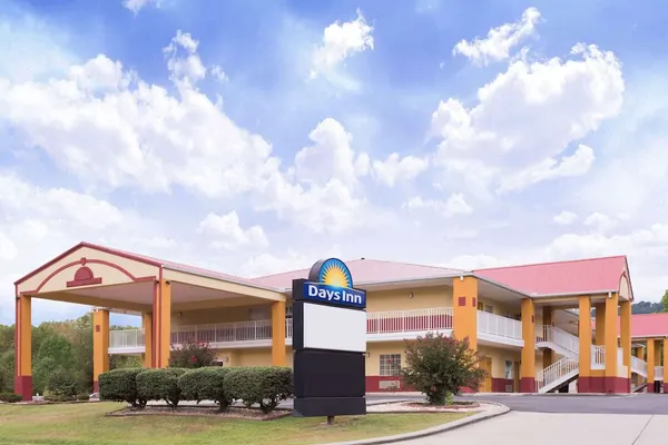 Photo 1 - Days Inn by Wyndham Trenton