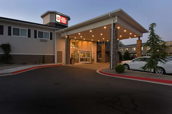 Photo 1 - Best Western Plus Vintage Valley Inn