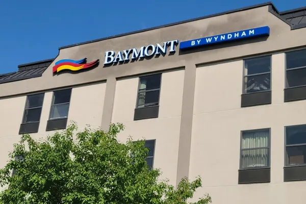 Photo 1 - Baymont by Wyndham Thornton