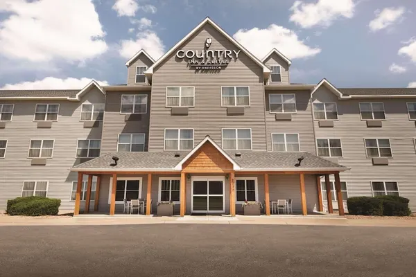 Photo 1 - Country Inn & Suites by Radisson, Brooklyn Center, MN