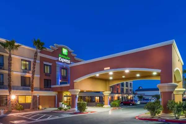 Photo 1 - Holiday Inn Express Hotel & Suites Henderson by IHG