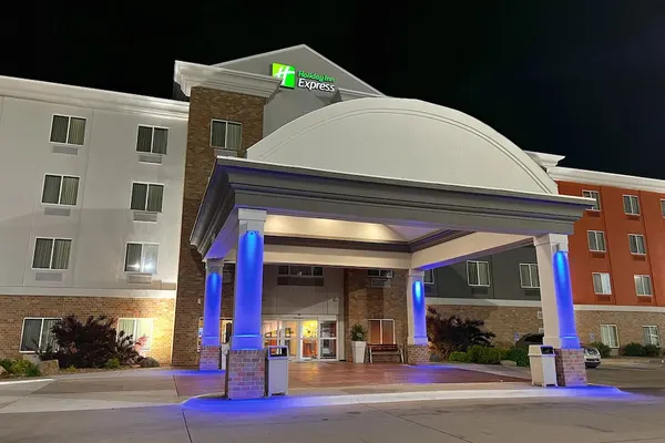 Photo 1 - Holiday Inn Express and Suites Kearney, an IHG Hotel