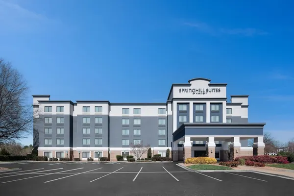 Photo 1 - SpringHill Suites by Marriott Charlotte Concord Mills Spdwy