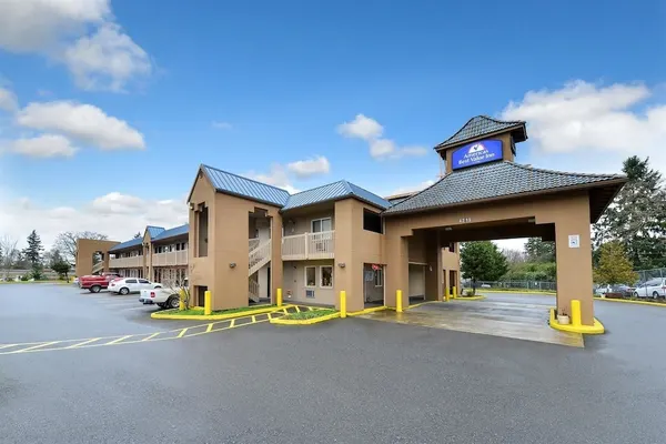 Photo 1 - Americas Best Value Inn Lakewood Tacoma S