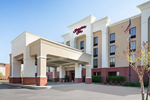 Photo 1 - Hampton Inn Pell City