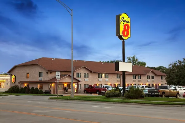 Photo 1 - Super 8 by Wyndham Concordia