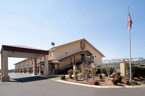 Photo 1 - Super 8 by Wyndham Cleveland