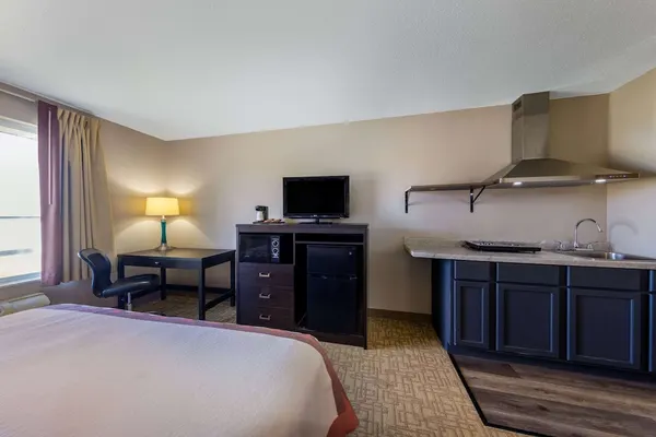 Photo 1 - Super 8 by Wyndham Jackson MN