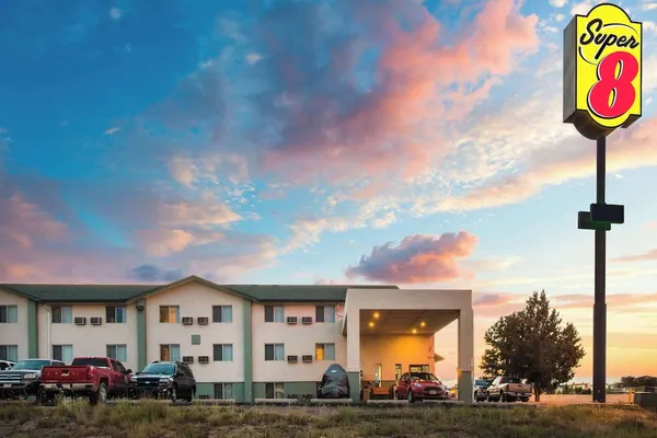 Photo 1 - Super 8 by Wyndham Pueblo