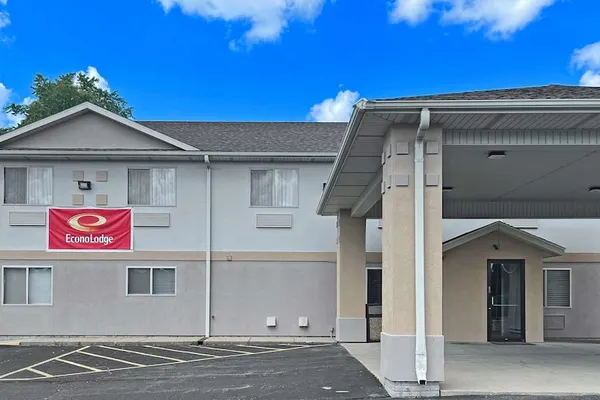 Photo 1 - Econo Lodge