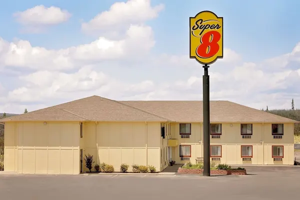 Photo 1 - Super 8 by Wyndham Rock Port MO