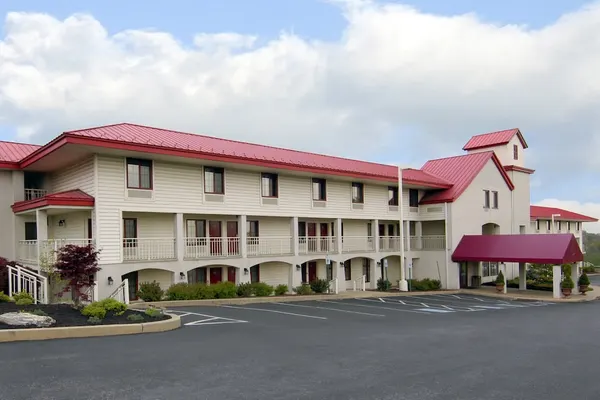 Photo 1 - Red Roof Inn Lancaster