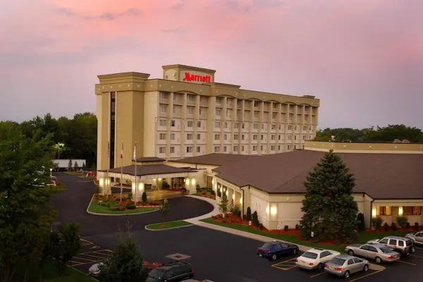 Photo 1 - Rochester Airport Marriott