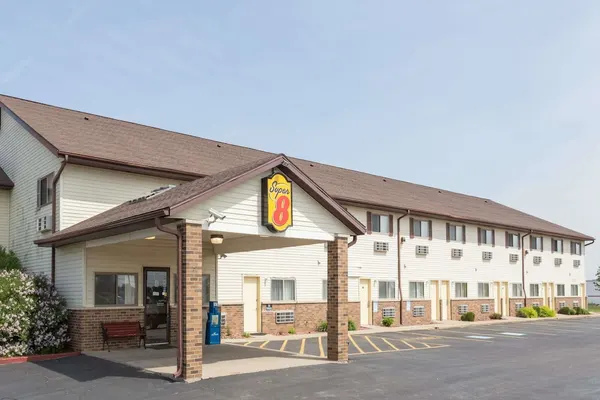 Photo 1 - Super 8 by Wyndham Dixon