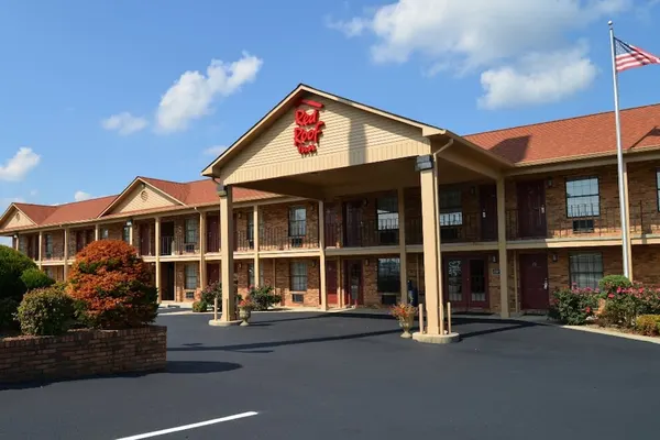 Photo 1 - Red Roof Inn Cookeville - Tennessee Tech