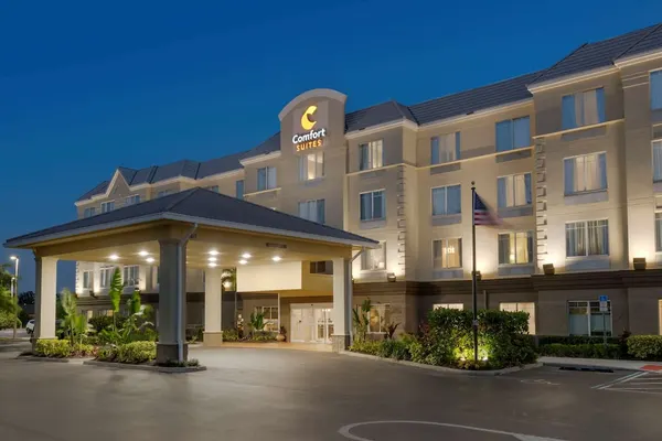 Photo 1 - Comfort Suites Near Universal Orlando Resort