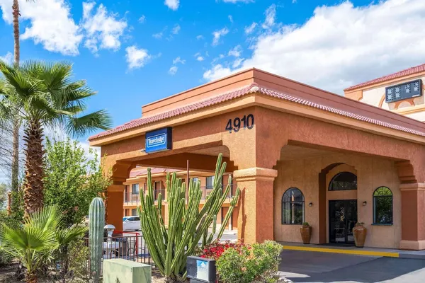 Photo 1 - Travelodge by Wyndham Tucson AZ