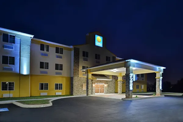 Photo 1 - Comfort Inn & Suites Manheim - Lebanon